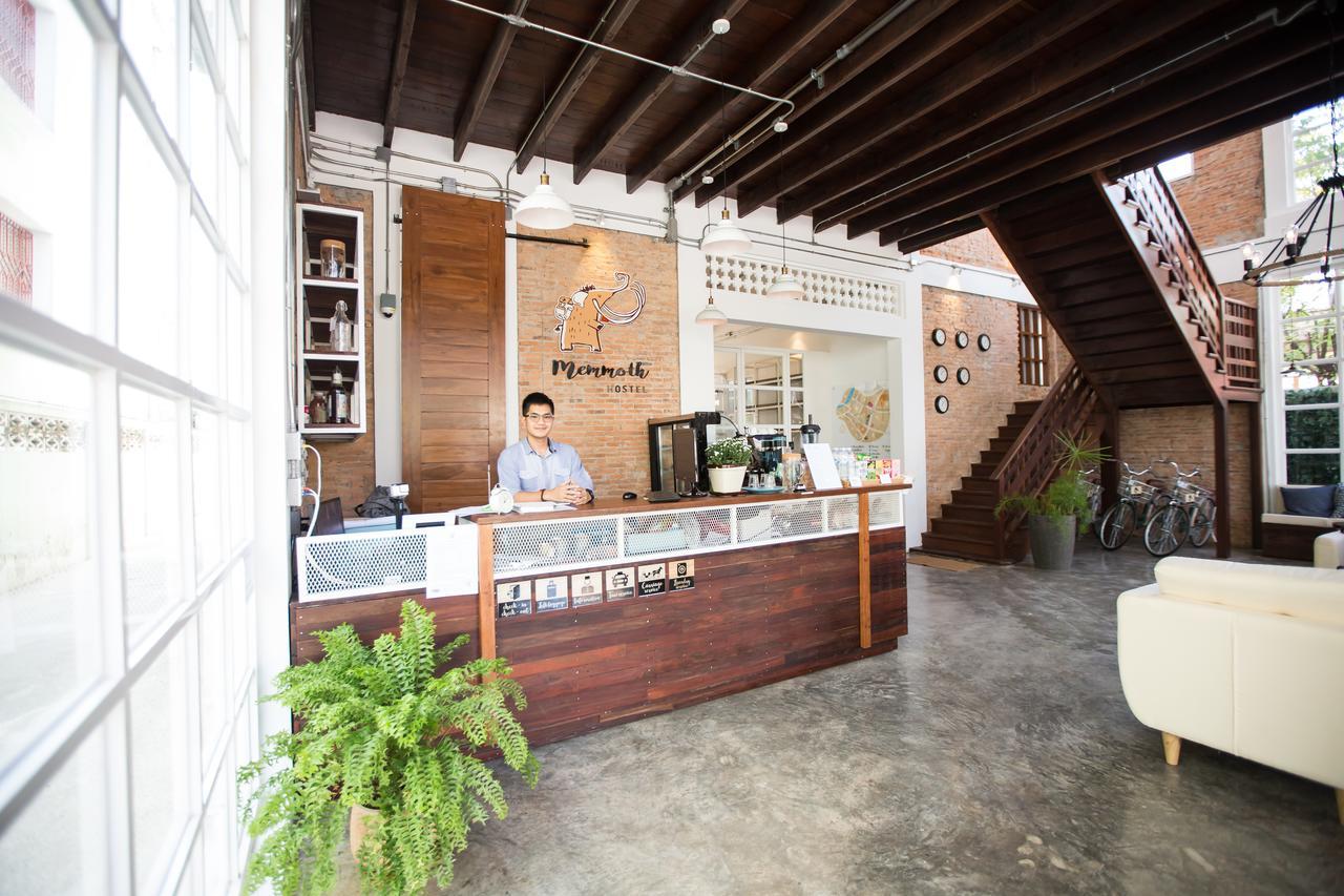 Memmoth Hostel In Lampang Zewnętrze zdjęcie
